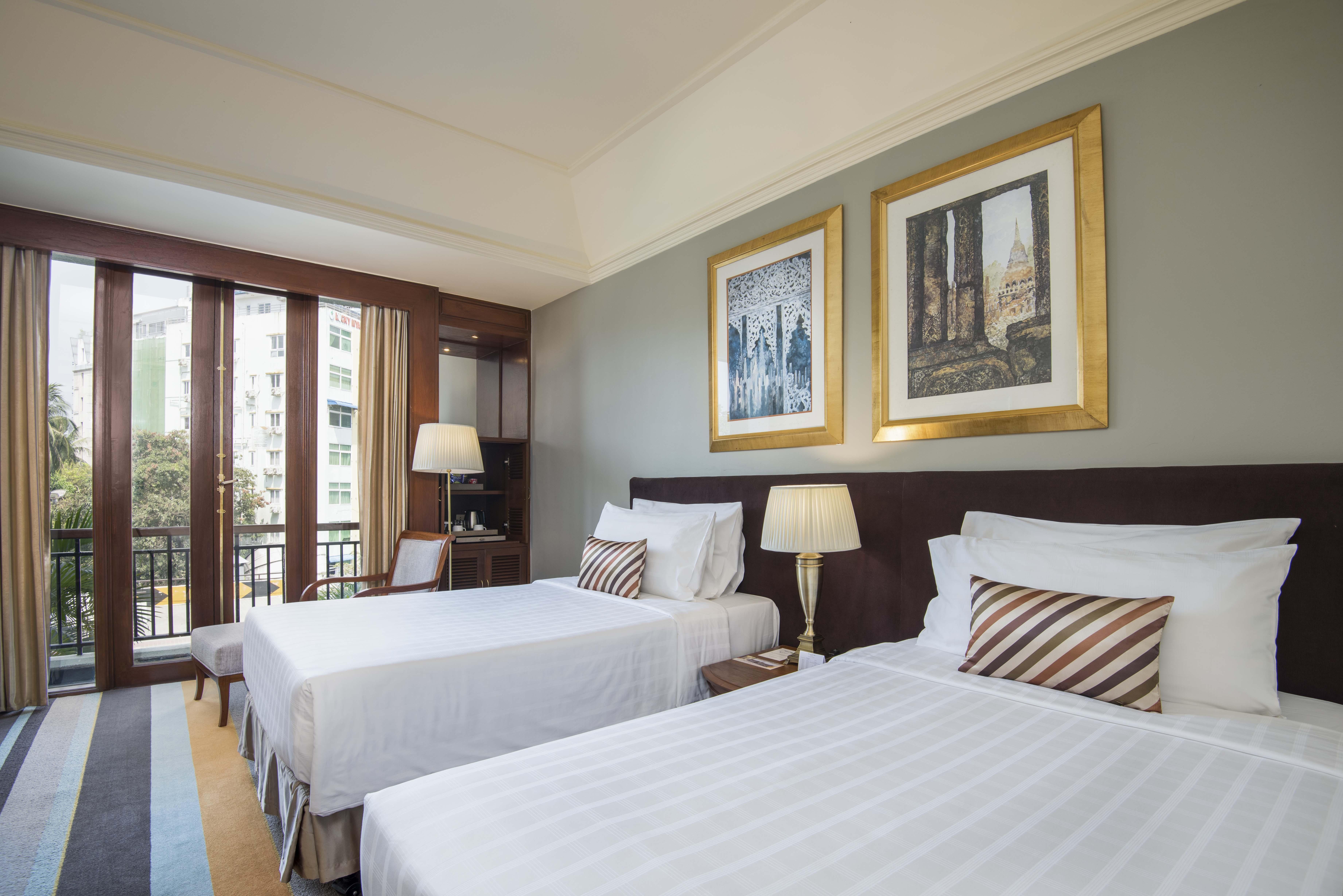 Chatrium Hotel Royal Lake Rangum Exterior foto