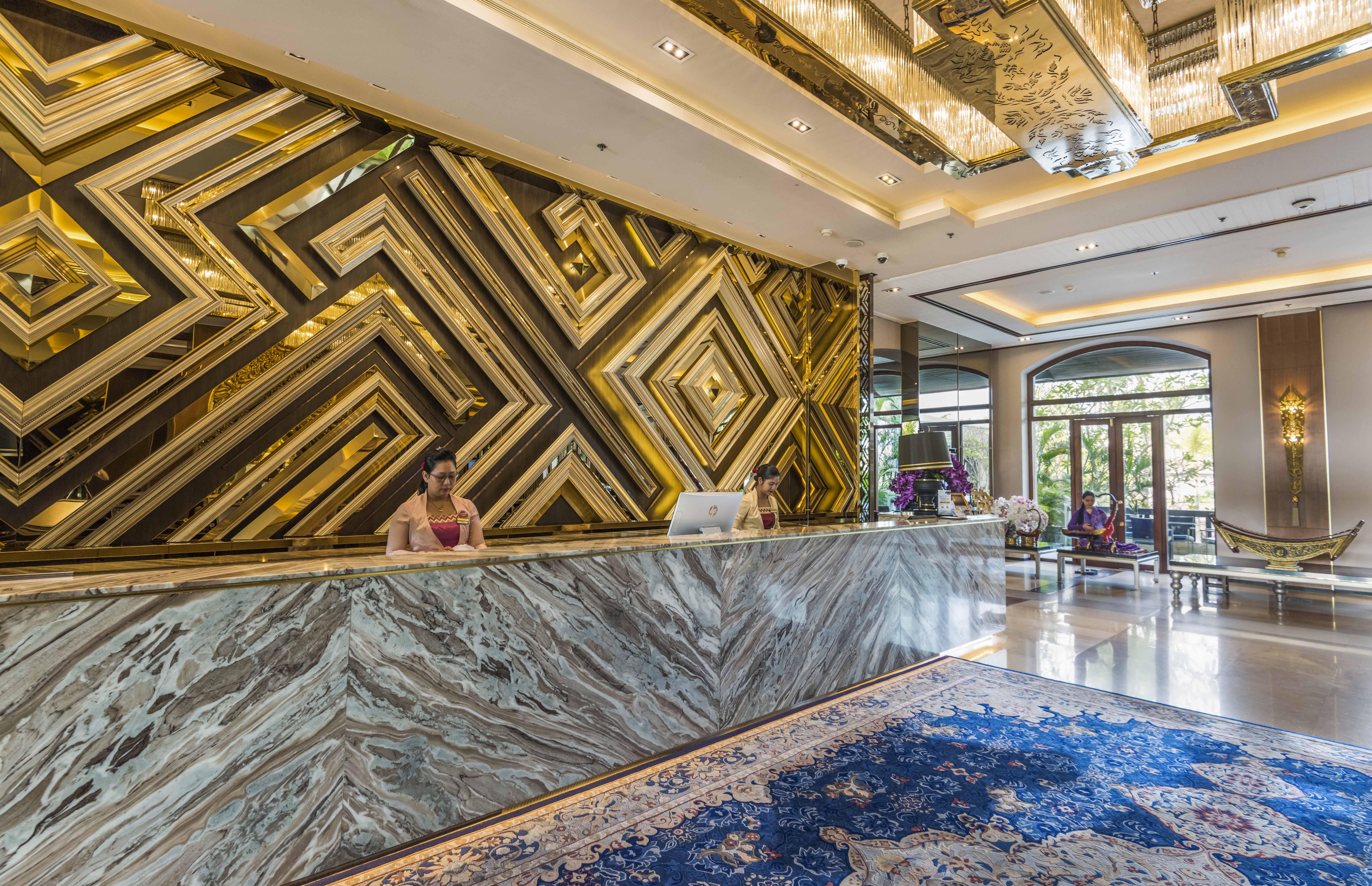 Chatrium Hotel Royal Lake Rangum Exterior foto