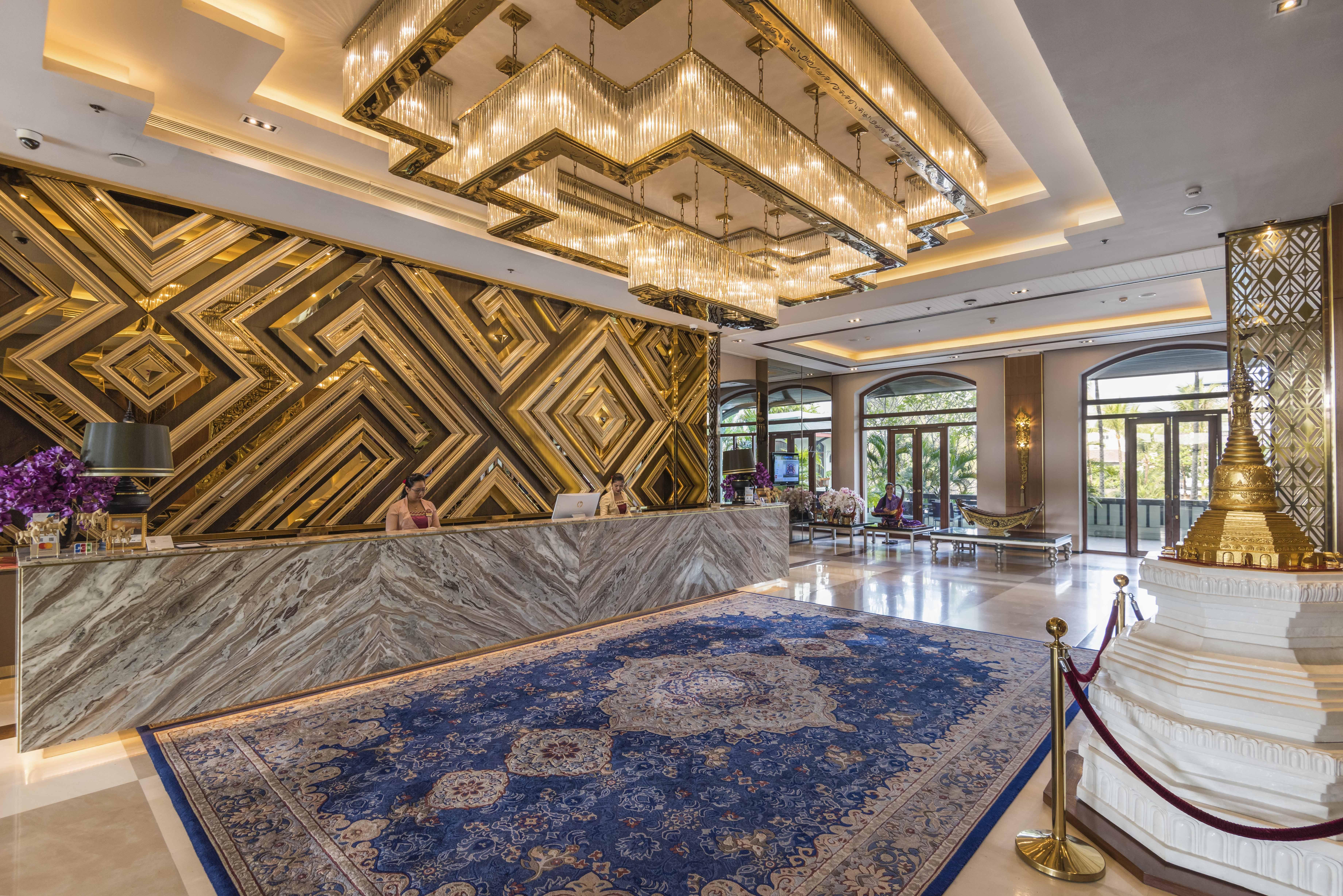 Chatrium Hotel Royal Lake Rangum Exterior foto
